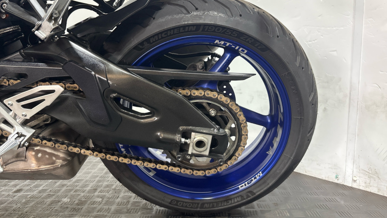 Yamaha Mt-10 (16MY)